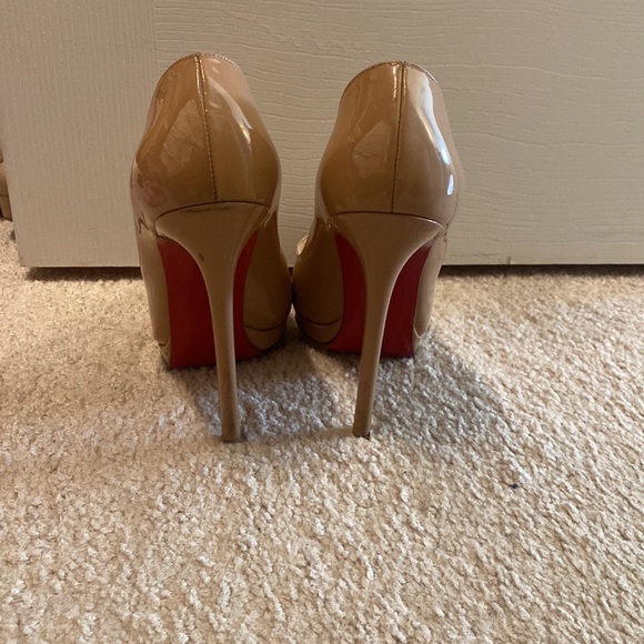 Christian louboutins Pigalle platform - Picture 6 of 8